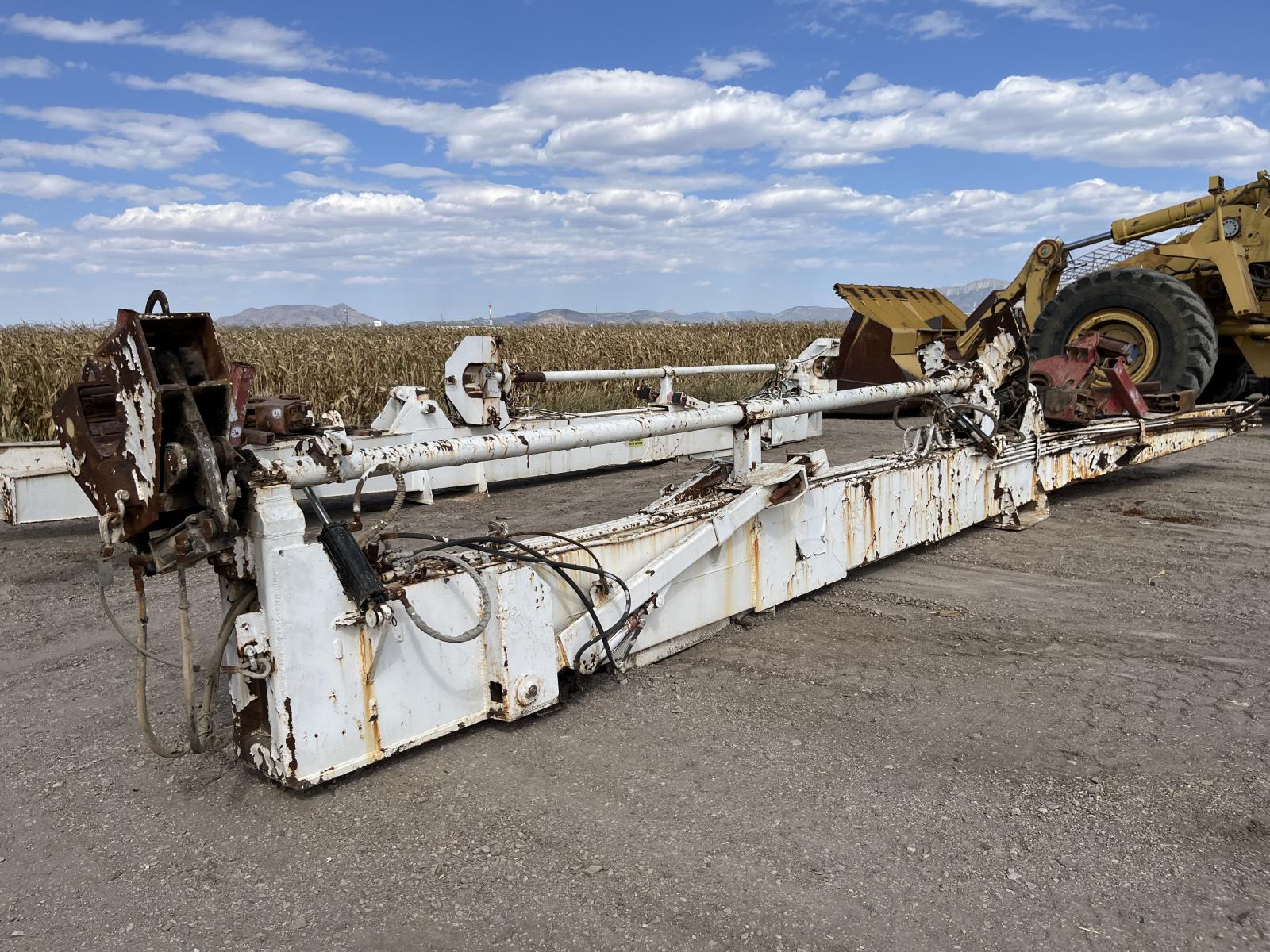 ./imagenes/INVOICE/2019/17897/BRAZO PARA MONTAR TUBERIA IRON ROUGHNECK HT-75 (2).JPG